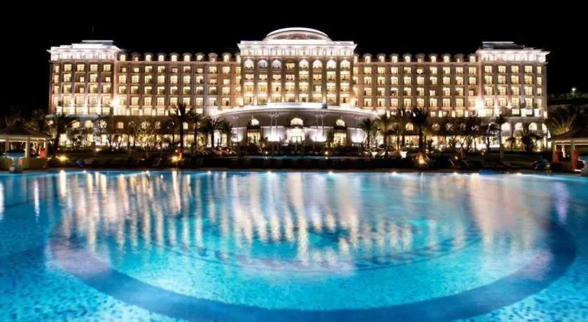 Vinpearl Discovery Rockside Нячанг Курортный комплекс