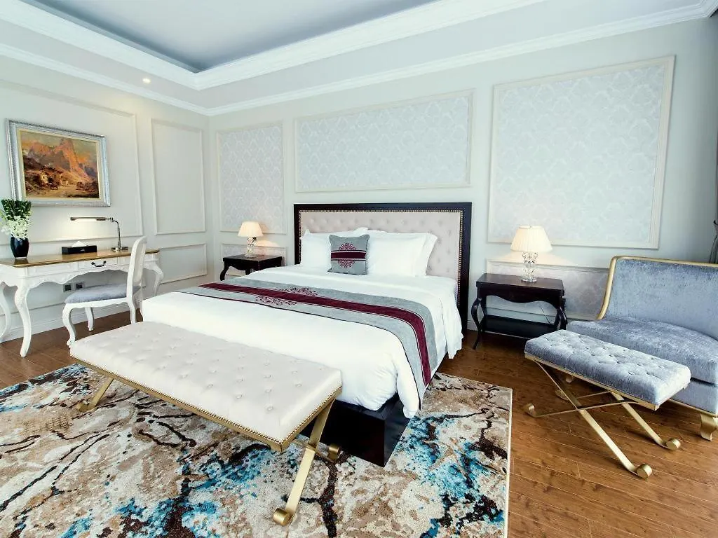 Resort Vinpearl Discovery Rockside Nha Trang