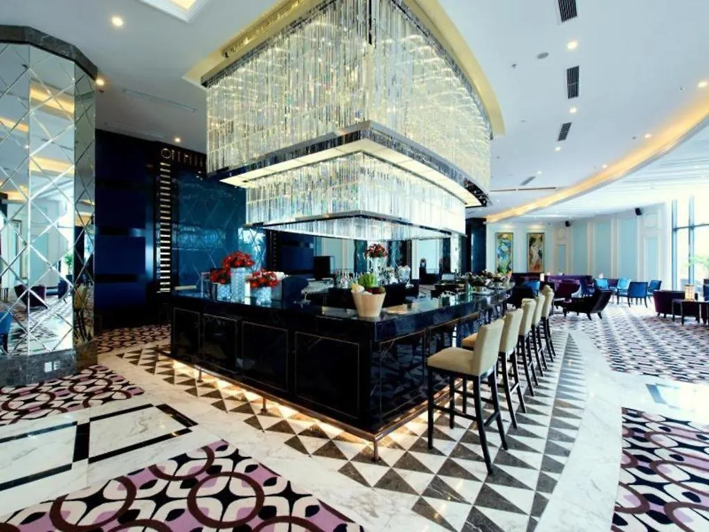 Vinpearl Discovery Rockside Nha Trang