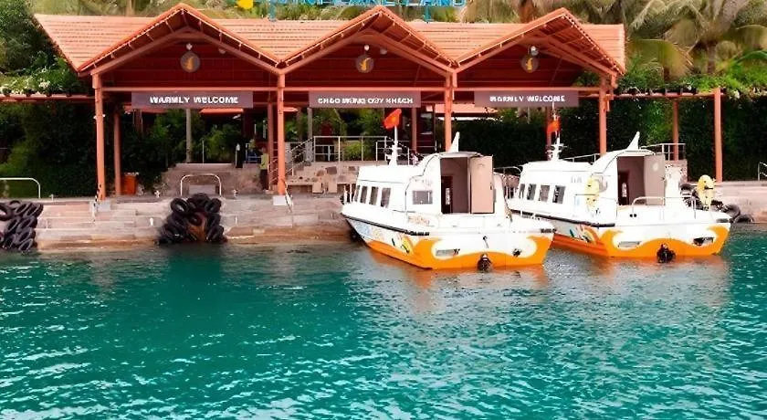 Vinpearl Discovery Rockside Nha Trang Resort